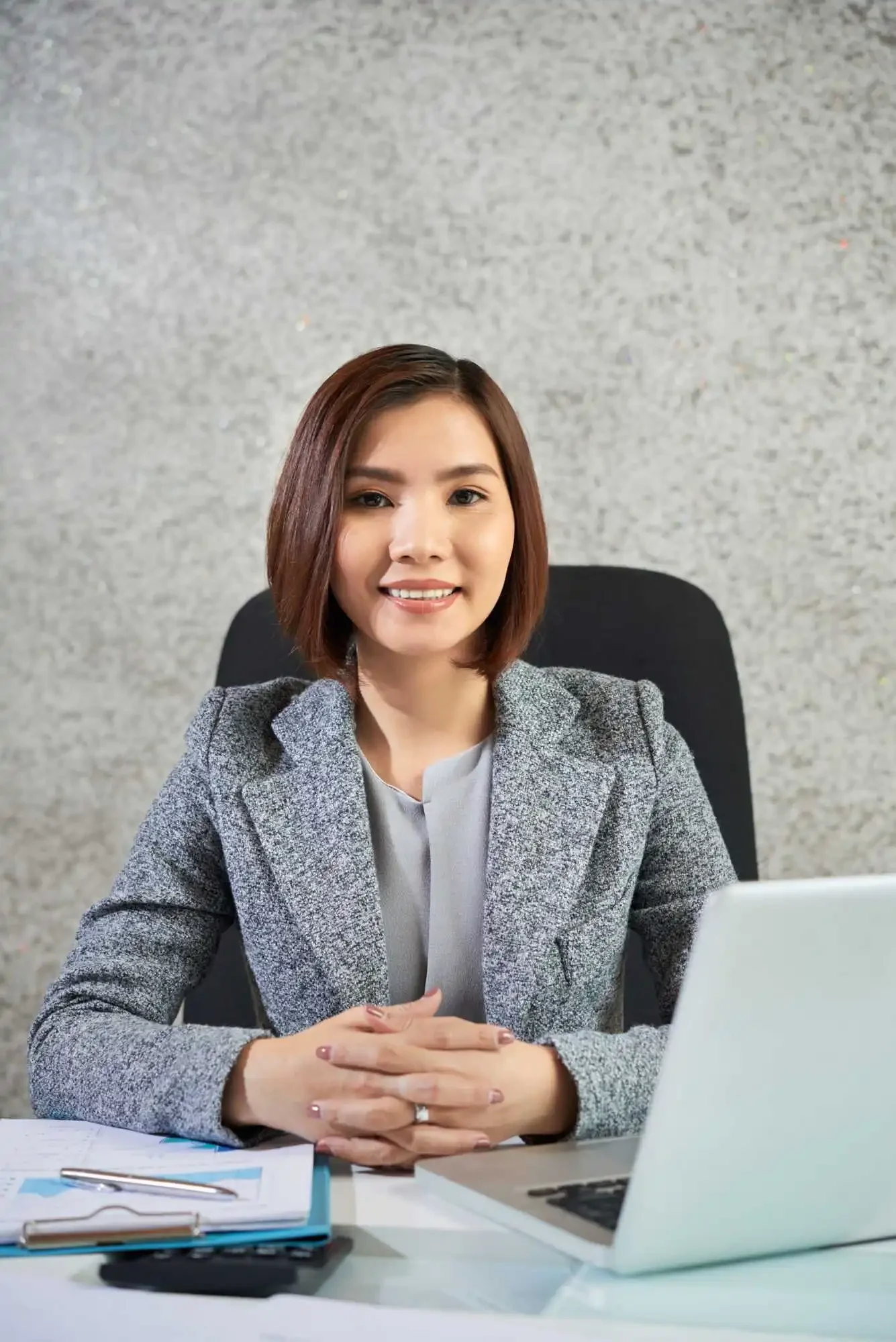 Outsourcing Executive Assistant Philippines